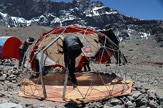 07 Putting The Roof On The New Inka Expediciones Large Tent On a Rest Day At Aconcagua Plaza Argentina Base Camp 4200m.jpg